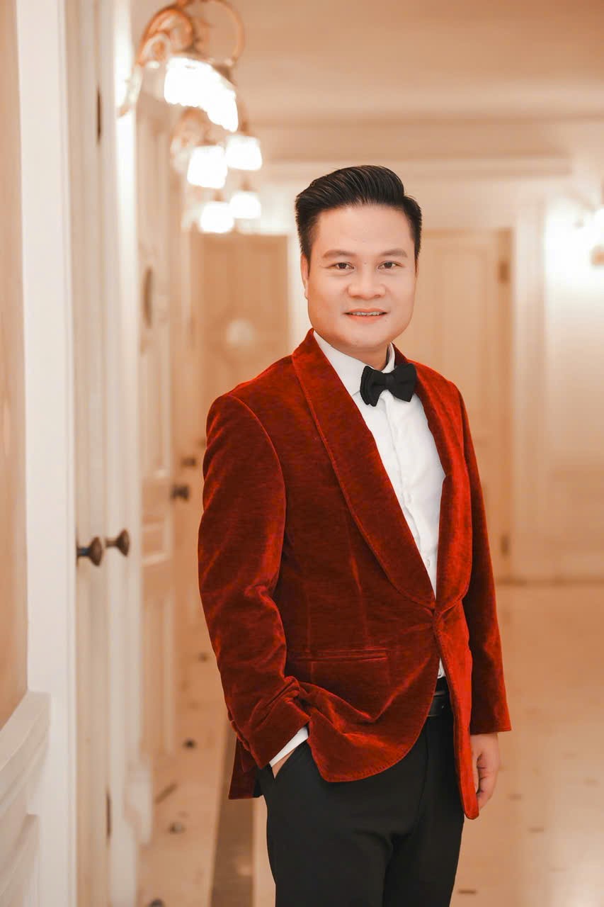 NSƯT Hoàng Tùng say đắm hát “Ngọt ngào khi yêu” - ảnh 3