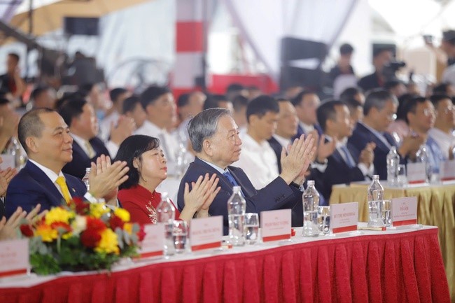 Tổng Bí thư dự Lễ khởi công, khánh thành 250 công trình tiêu biểu trên cả nước chào mừng Quốc khánh - ảnh 2