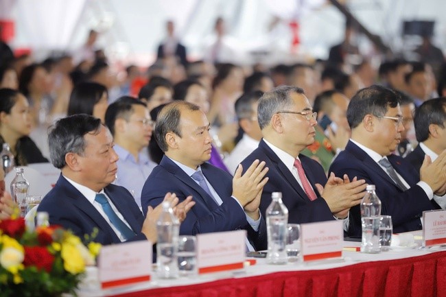 Tổng Bí thư dự Lễ khởi công, khánh thành 250 công trình tiêu biểu trên cả nước chào mừng Quốc khánh - ảnh 4