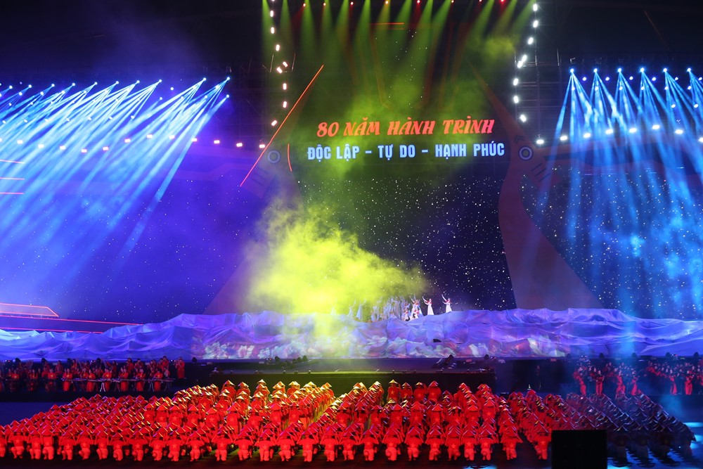 “80 năm- Hành trình Độc lập - Tự do - Hạnh phúc”- bản hùng ca về Tổ quốc - ảnh 8
