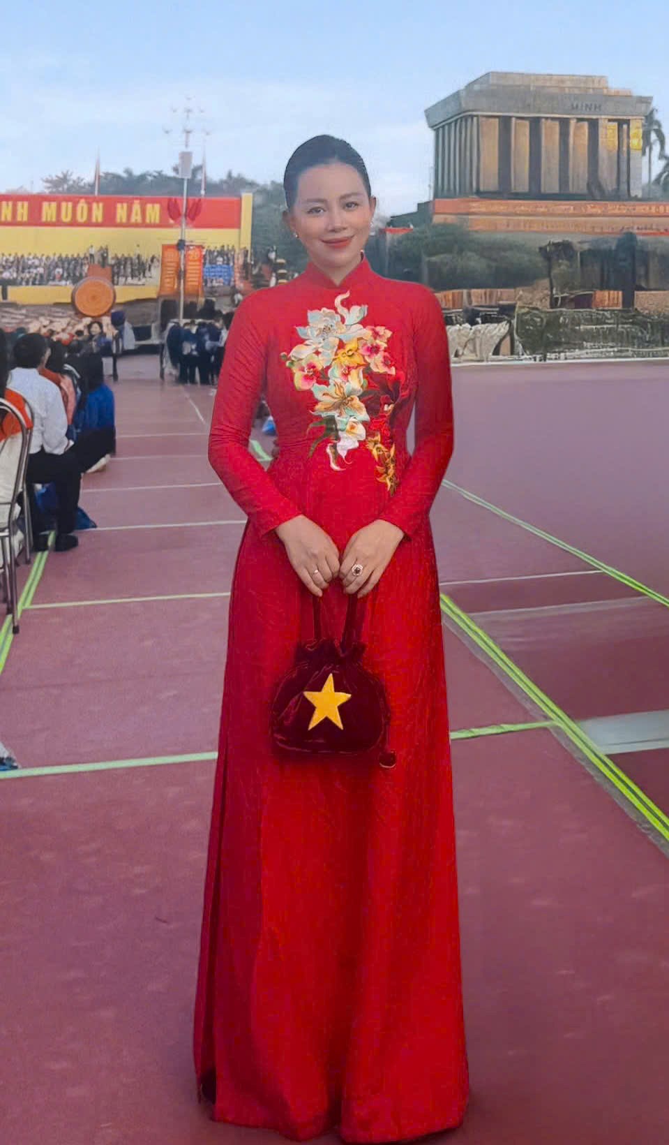 NTK Nguyễn Thơ Thơ và chuyện tà áo dài gây sốt trên sóng VTV dịp Lễ kỷ niệm 80 năm Quốc khánh  - ảnh 7