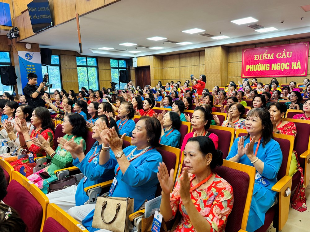 Hội LHPN phường Ngọc Hà phấn đấu có nhiều hơn nữa gương phụ nữ là người tốt, việc tốt điển hình cấp thành phố - ảnh 2