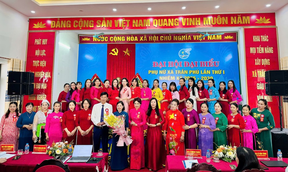 Phụ nữ xã Trần Phú- hạt nhân xây dựng xã thông minh, văn minh và giàu đẹp - ảnh 9
