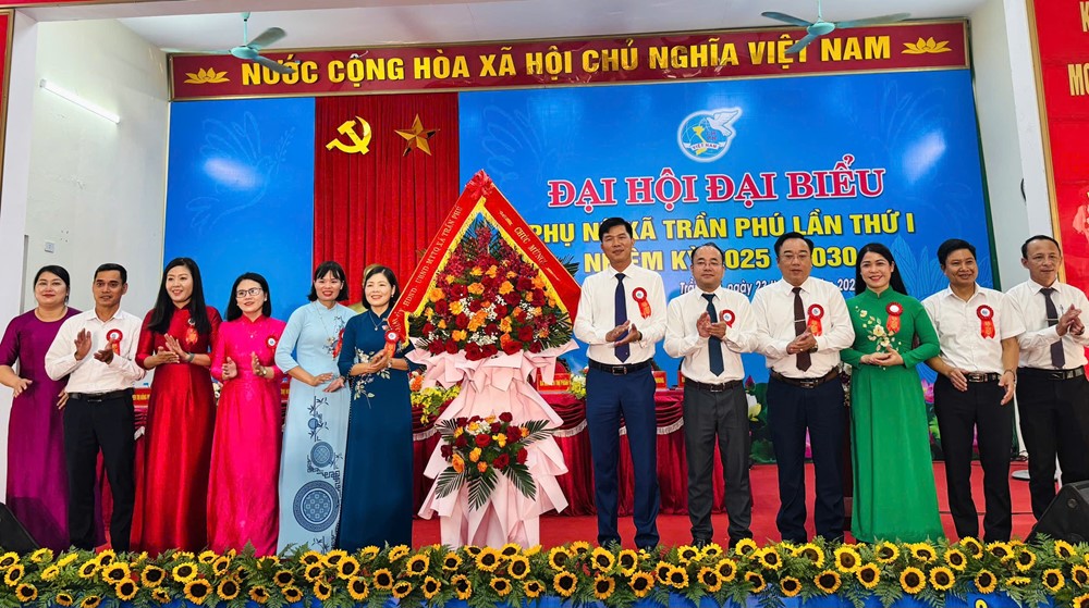 Phụ nữ xã Trần Phú- hạt nhân xây dựng xã thông minh, văn minh và giàu đẹp - ảnh 8