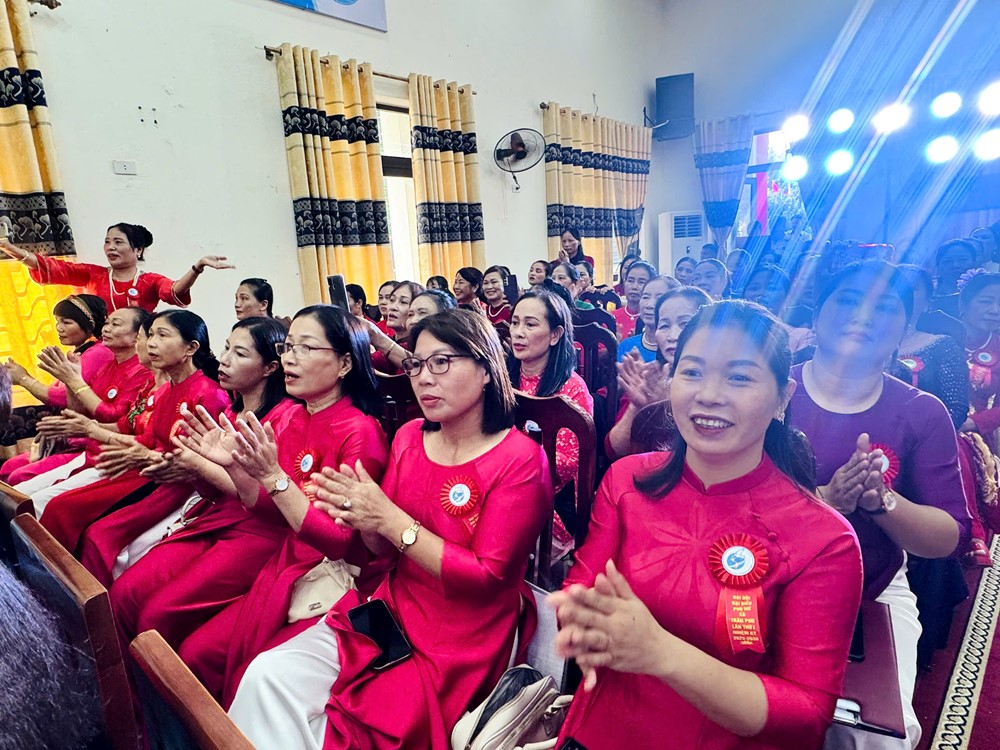 Phụ nữ xã Trần Phú- hạt nhân xây dựng xã thông minh, văn minh và giàu đẹp - ảnh 4