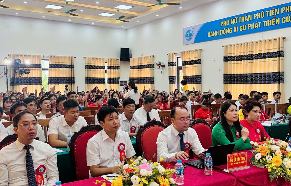 Phụ nữ xã Trần Phú- hạt nhân xây dựng xã thông minh, văn minh và giàu đẹp - ảnh 1