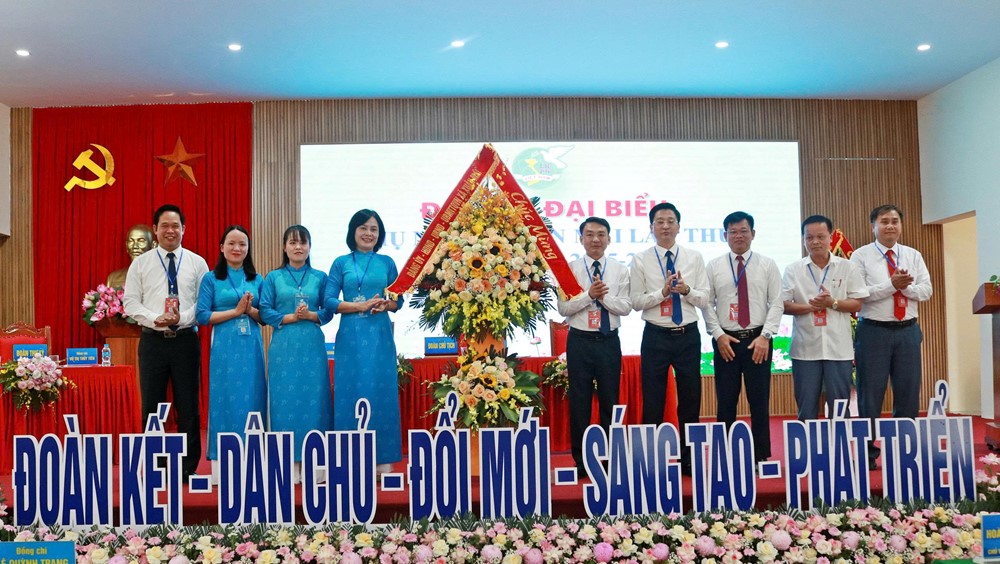 Phụ nữ Xuân Mai đoàn kết, sáng tạo, phát huy sức mạnh trong giai đoạn phát triển mới - ảnh 5