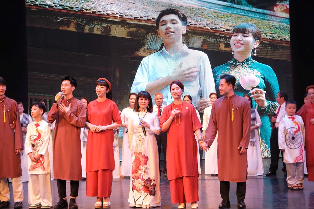Ra mắt album “Duyên 7” với thông điệp nuôi dạy con bằng trái tim từ bi - ảnh 2