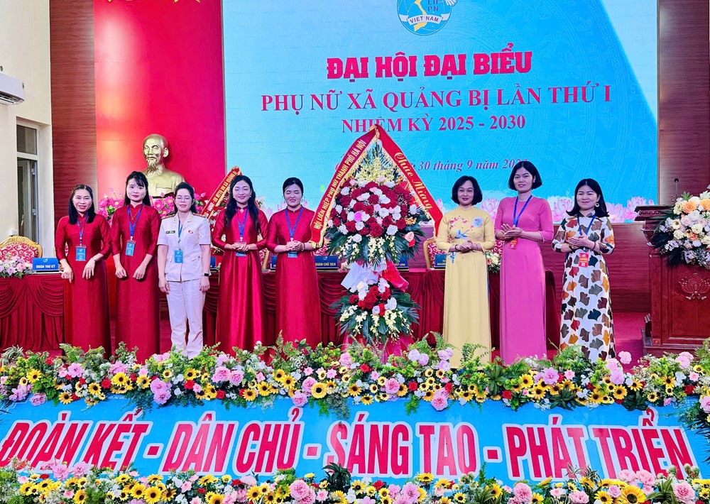 Phụ nữ Quảng Bị khẳng định vai trò, góp phần xây dựng quê hương giàu đẹp, văn minh, hiện đại, xanh, thông minh - ảnh 4