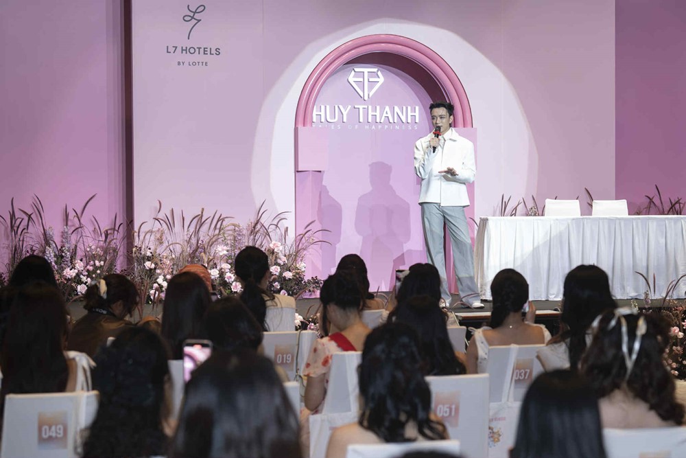 Fan SOOBIN đấu giá trang sức hàng trăm triệu gây quỹ xây điểm trường vùng cao  - ảnh 1