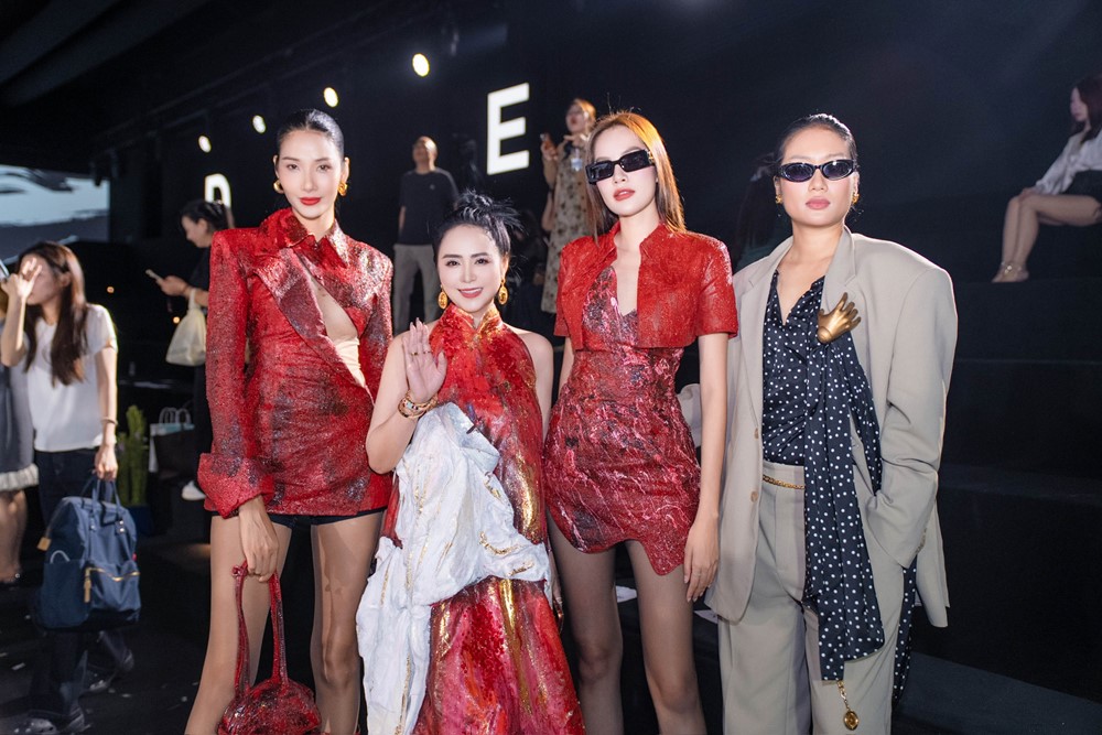 Hoàng Thuỳ, Lê Hoàng Phương thu hút truyền thông quốc tế trong thiết kế của Thanh Hương Bùi - ảnh 2