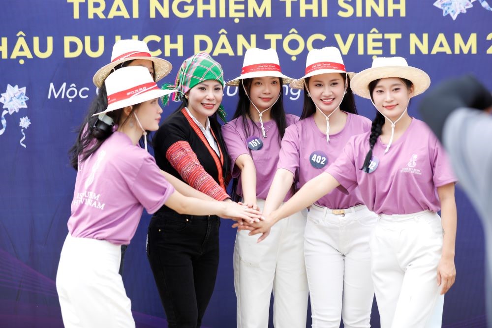 Top 30 Hoa hậu du lịch dân tộc Việt Nam tiếp tục khám phá du lịch Mộc Châu với thử thách kịch tính  - ảnh 1