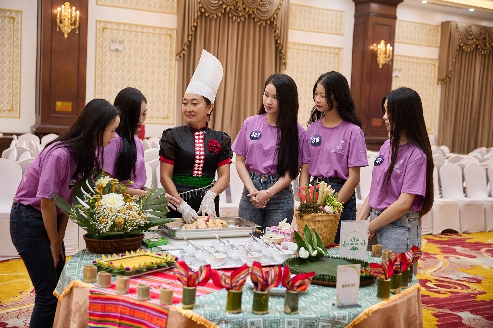 Top 30 Hoa hậu du lịch dân tộc Việt Nam 2025 hóa thân thành những cô gái Thái xinh đẹp, duyên dáng  - ảnh 2