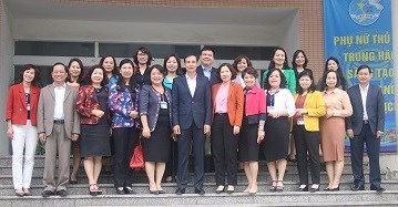 Phó Bí thư Thành ủy Đào Đức Toàn đến thăm và làm việc với Hội LHPN Hà Nội ngày 27/11/2019