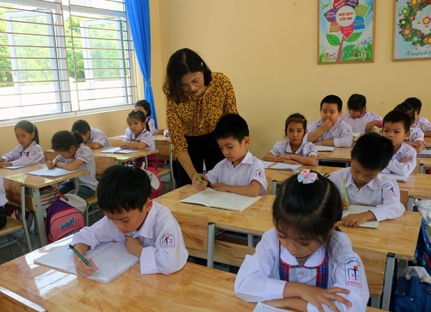 Tiết học của lớp 1C trường Tiểu học Lê Hồng Phong, thành phố Phủ Lý, tỉnh Hà Nam. (Ảnh: Đại Nghĩa/TXVN)