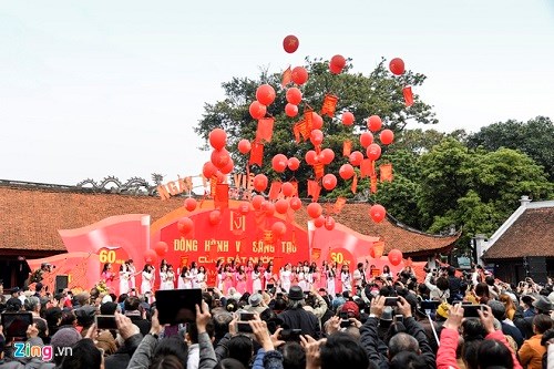 Ngày thơ Việt Nam thu hút rất đông khán giả tham dự cũng dừng tổ chức