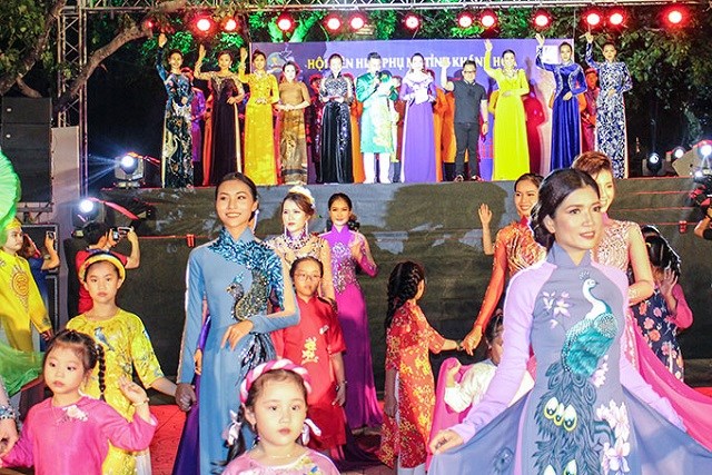 Lễ hội áo dài là một trong những điểm nhấn mà Trung ương Hội LHPN Việt Nam phát động hưởng ứng trong năm 2020.