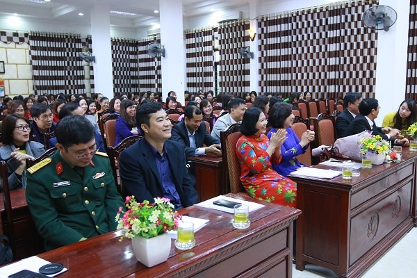 Các đại biểu tham dự Hội nghị .