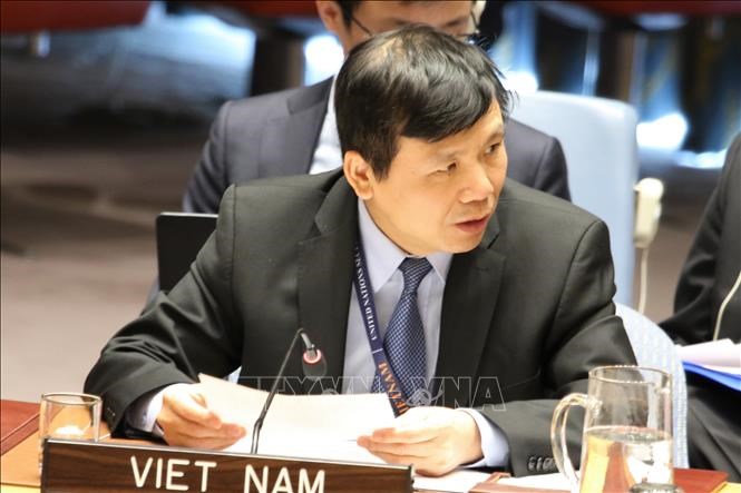 Đại sứ Việt Nam tại LHQ Đặng Đình Quý phát biểu tại phiên thảo luận. Ảnh: Khắc Hiếu/TTXVN