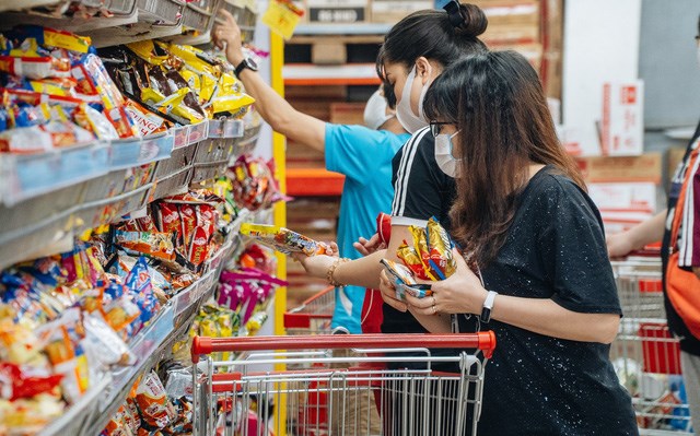 Các siêu thị tại Hà Nội sẵn sàng nguồn hàng phục vụ nhu cầu tiêu dùng của người dân