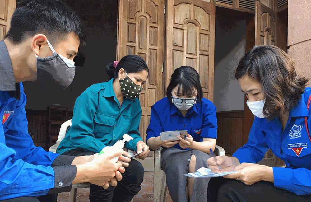 Bảo hiểm xã hội Việt Nam hỗ trợ người dân thực hiện khai báo y tế điện tử - ảnh 1