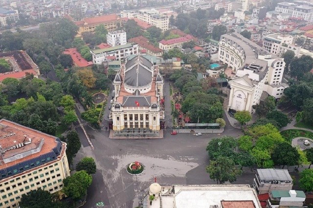 Khu vực Nhà hát Lớn Hà Nội nhìn từ trên cao.