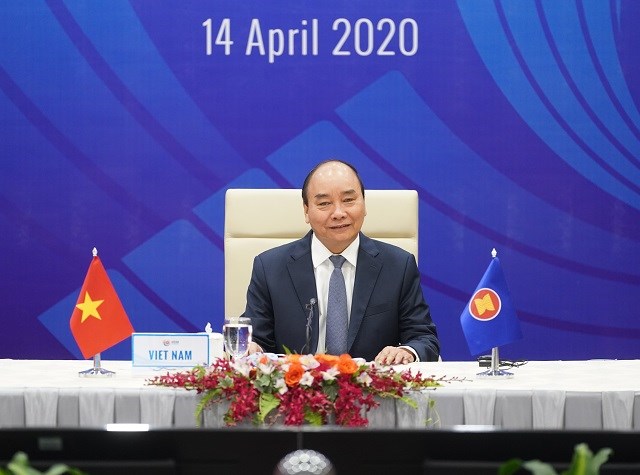 Thủ tướng Nguyễn Xuân Phúc chủ trì hội nghị trực tuyến đặc biệt về phòng chống COVID-19.