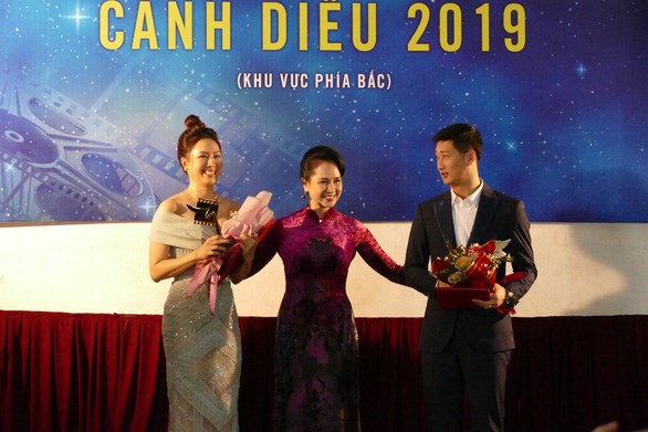 Nữ diễn viên và Nam diễn viên phim truyền hình xuất sắc được trao cho Hồng Diễm và Ngọc Quỳnh