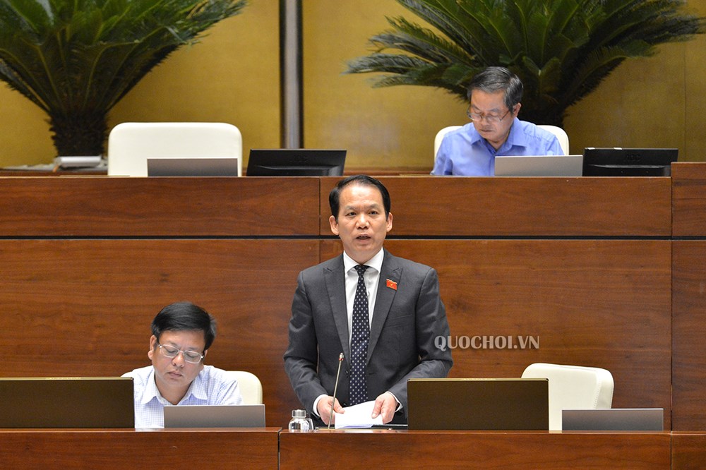 Chủ nhiệm Ủy ban Pháp luật của Quốc hội Hoàng Thanh Tùng cũng giải trình, làm rõ một số vấn đề cử tri quan tâm.