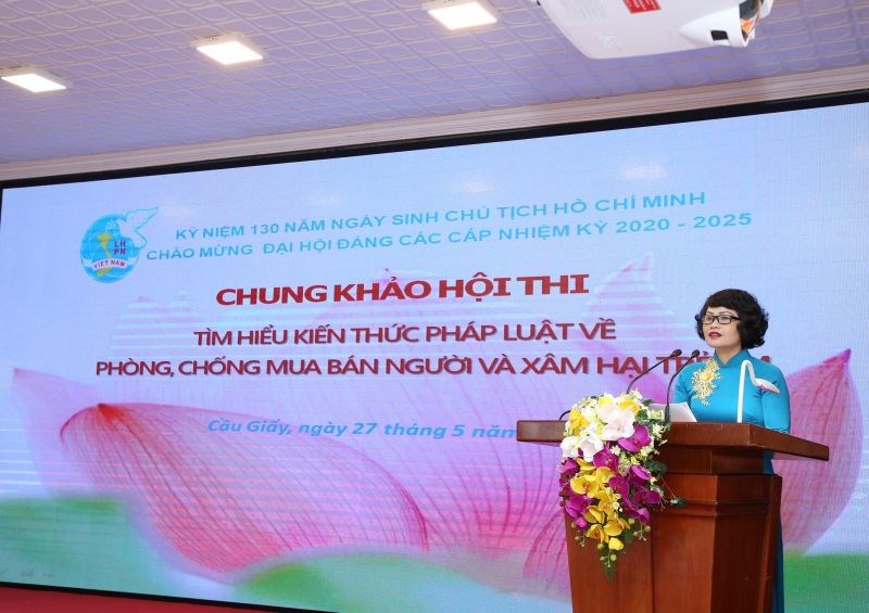 Đ/c Đỗ Thị Minh Lam phát biểu khai mạc Hội thi Tìm hiểu kiến thức pháp luật về phòng chống mua bán người và xâm hại trẻ em