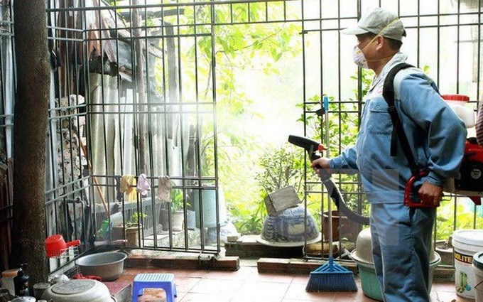 TP Hà Nội tổ chức các chiến dịch phun hóa chất diệt muỗi trưởng thành tại các địa phương có nguy cơ cao và phát sinh ổ dịch