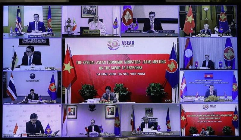 Hội nghị Bộ trưởng Kinh tế ASEAN thông qua Kế hoạch hành động Hà Nội - ảnh 1