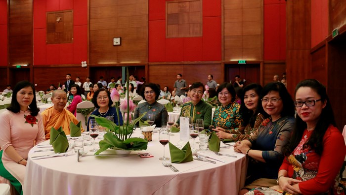 Từ Quốc hội khóa I Việt Nam đã có 10 nữ đại biểu, đến nay tỷ lệ nữ đại biểu Quốc hội khóa XIV là 26,72%. Đây là tỷ lệ khá cao so với các quốc gia trong khu vực và trên thế giới