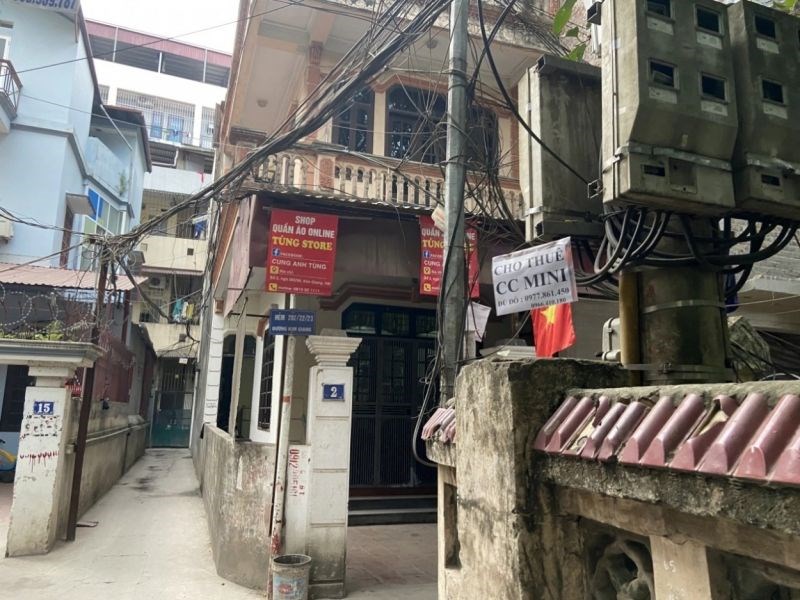 Người lao động đang thuê trọ tại số nhà 6, ngách 36, ngõ 282 Kim Giang (Đại Kim, Hoàng Mai, Hà Nội) không được chủ nhà giảm tiền điện trong tháng 5 theo quy định của Nhà nước