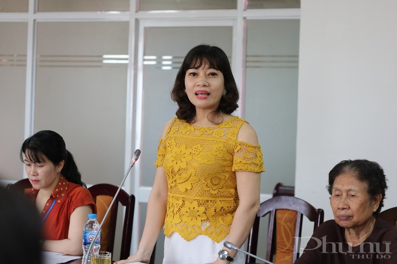 Chị Phương Linh- Chủ xưởng may tại phường Kim Giang quận Thanh Xuân luôn đảm bảo việc làm thường xuyên cho gần 20 nữ công nhân làm việc tại xưởng may với mức thu nhập ổn định hàng tháng