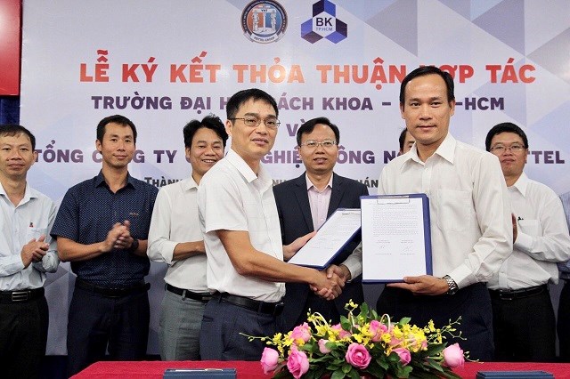 Lễ ký kết thỏa thuận hợp tác giữa Tổng Công ty VHT và Trường ĐHBK.
