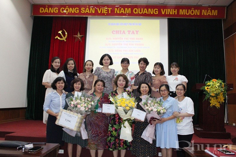 Hội LHPN Hà Nội tổ chức hội nghị cán bộ công chức, viên chức, lao động 6 tháng đầu năm - ảnh 5