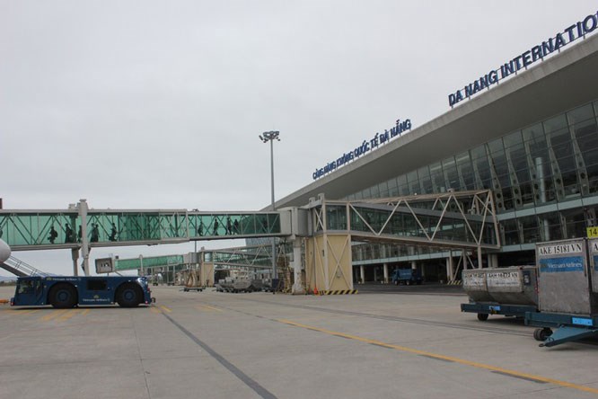 Các hãng hàng không tăng cường các chuyến bay đến Đà Nẵng để giải tỏa hành khách.