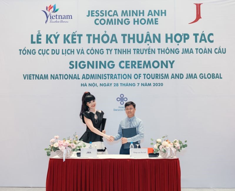 Lễ ký kết hợp tác xúc tiến quảng bá Du lịch Việt Nam được diễn ra tại khách sạn Hanoi Deawoo chiều ngày 28/7