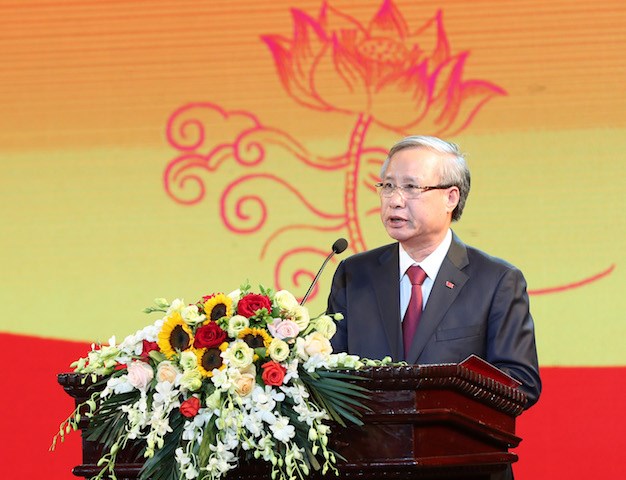 Đồng chí Trần Quốc Vượng, Uỷ viên Bộ Chính trị, Thường trực Ban Bí thư phát biểu tại Hội Nghị