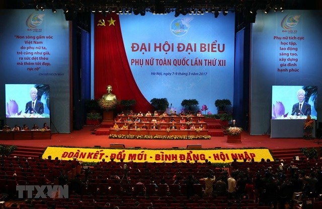 Đồng chí Nguyễn Phú Trọng - Tổng bí thư - Chủ tịch nước CHXHCN Việt Nam phát biểu tại Đại hội đại biểu phụ nữ toàn quốc lần thứ XII nhiệm kỳ 2017-2022.