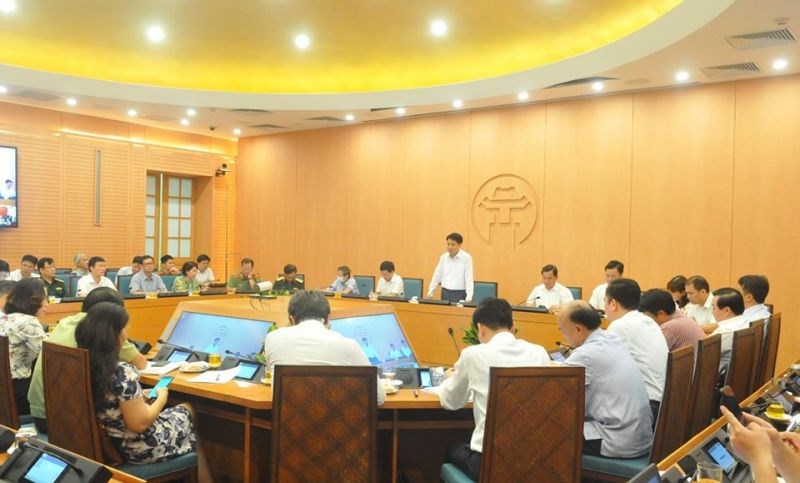 Chủ tịch Thành phố Hà Nội phát biểu tại cuộc họp
