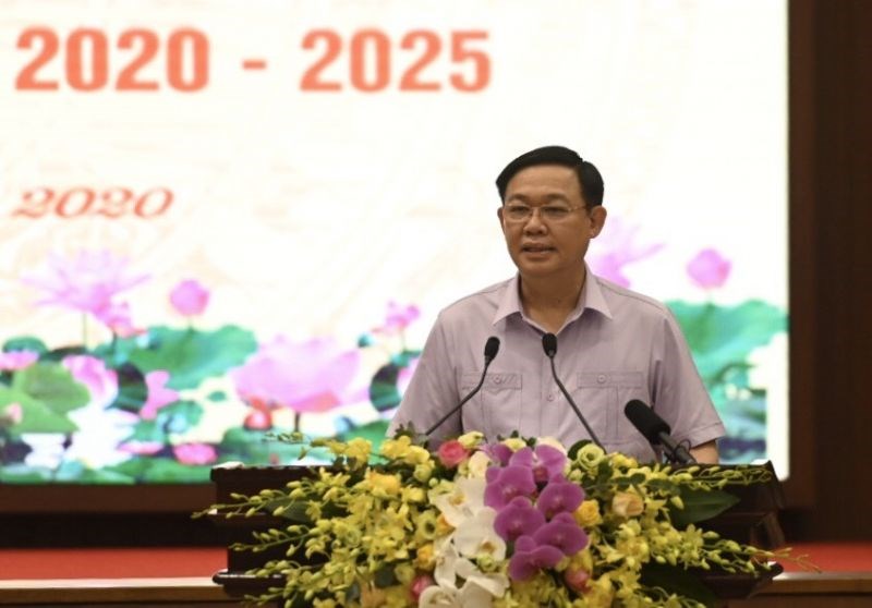 Đồng chí Bí thư Thành ủy Hà Nội tiếp thu ý kiến của Thủ tướng Chính phủ.