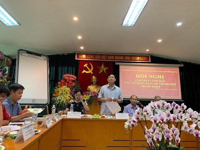 Đồng chí PHạm Thanh Học - Phó Trưởng ban thường trực Ban Tuyên giáo Thành ủy Hà Nội phát biểu chỉ đạo Hội nghị.