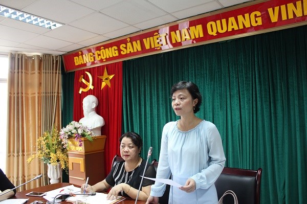 Đồng chí Nguyễn Thanh Cầm - Trưởng ban Chính sách – Luật pháp Hội LHPN Việt Nam phát biểu tại hội nghị.