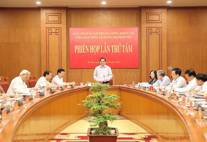 Tiểu ban Điều lệ Đảng Đại hội XIII tổ chức phiên họp thứ tám.