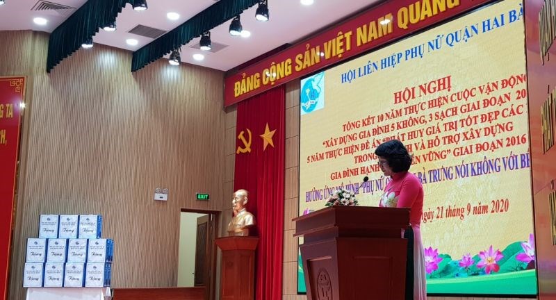 Bà Tạ Thị Thanh Huyền, Chủ tịch Hội LHPN quận Hai Bà Trưng phát biểu