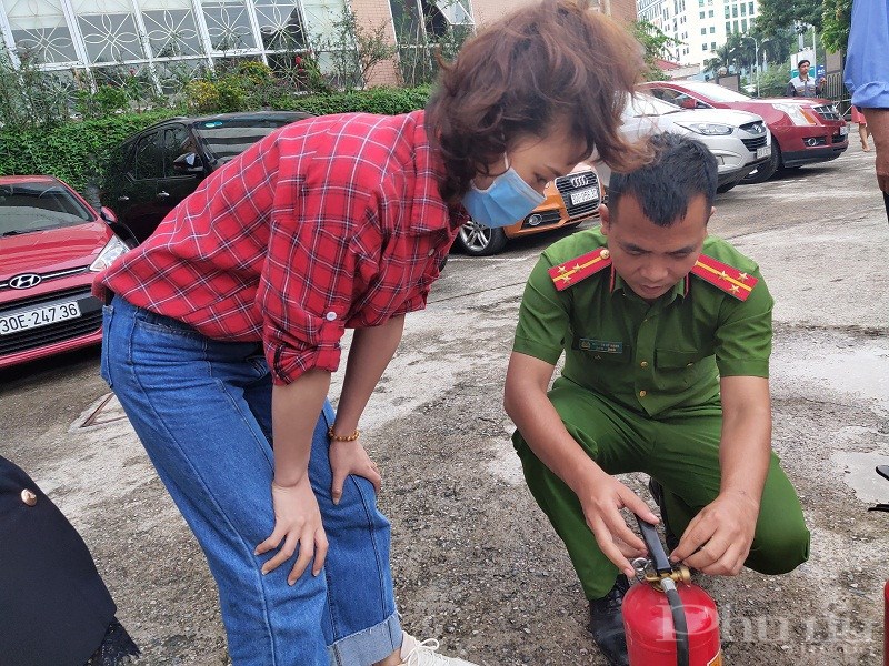 Hội LHPN Hà Nội: Tập huấn nghiệp vụ phòng cháy chữa cháy năm 2020 - ảnh 5