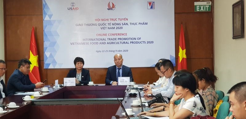 Ông Vũ Bá Phú, Cục trưởng Cục xúc tiến thương mại, Bộ Công Thương phát biểu khai mạc hội nghị