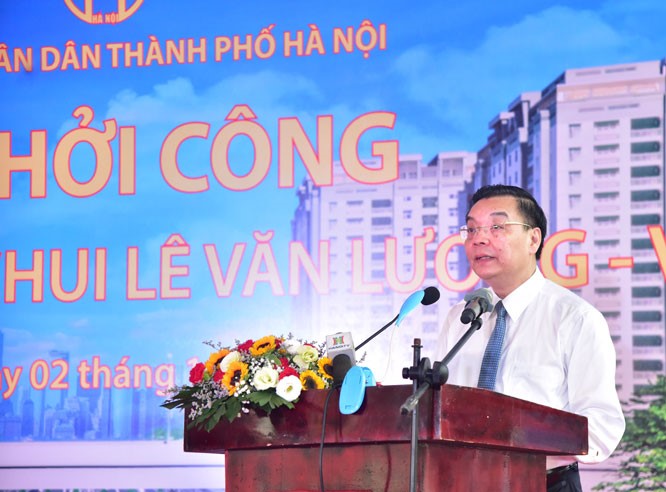 Chủ tịch UBND TP Hà Nội phát biểu